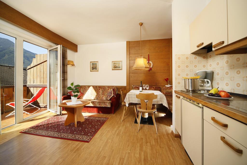 Alpina Residence Naturns Δωμάτιο φωτογραφία
